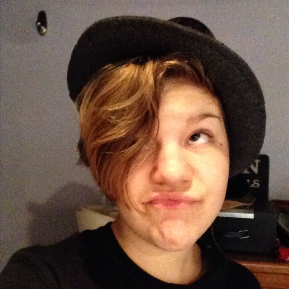 Meet your Posher, Jessica